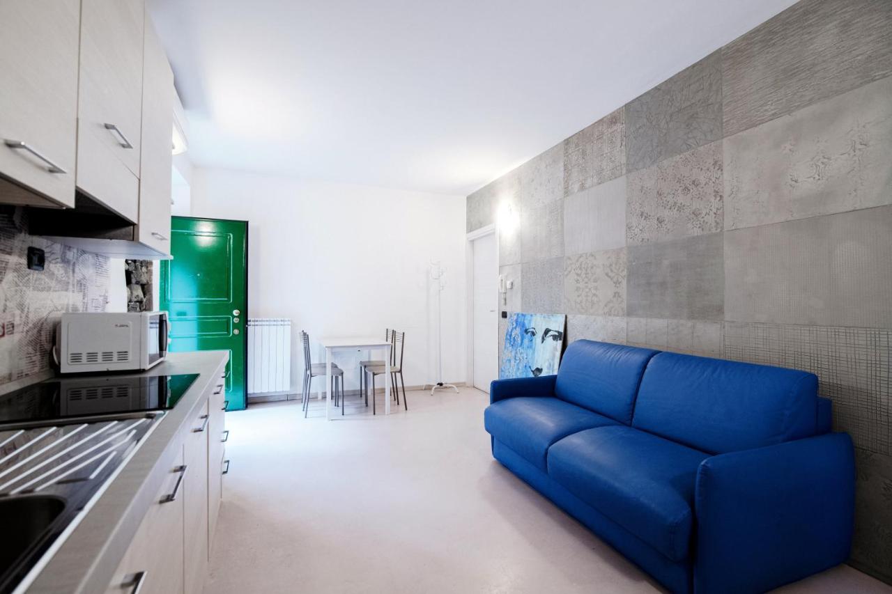 Blue Loft - The House Of Travelers Apartment Комо Екстериор снимка