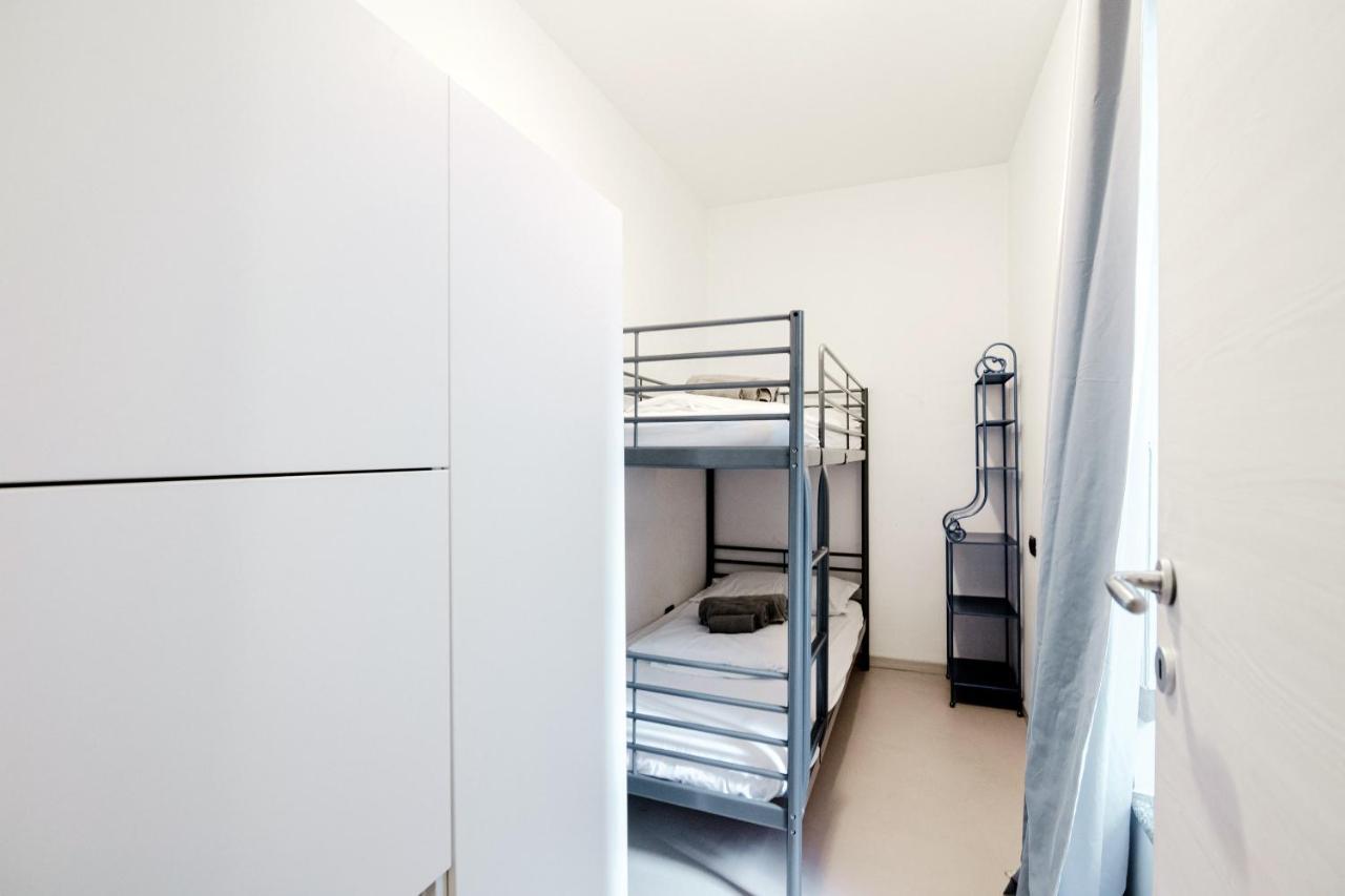 Blue Loft - The House Of Travelers Apartment Комо Екстериор снимка