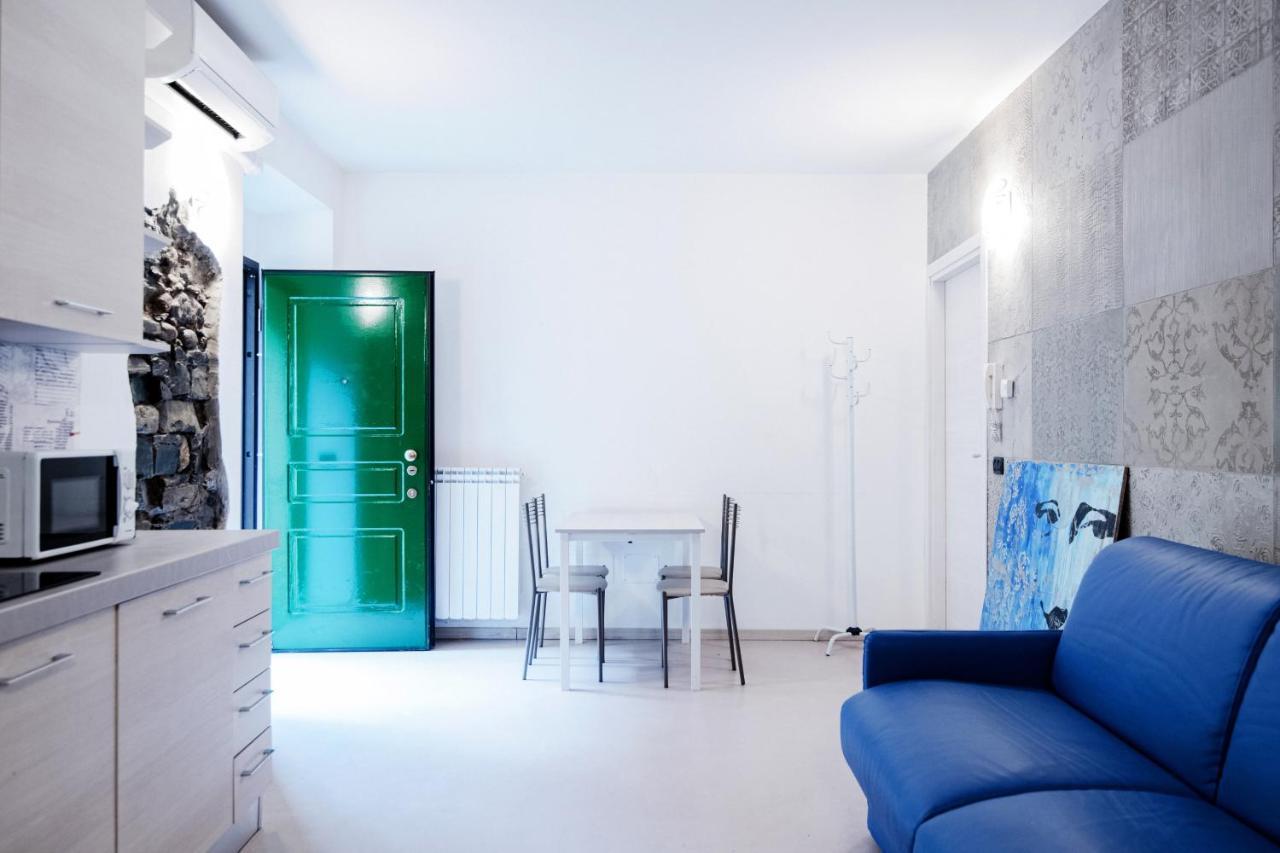 Blue Loft - The House Of Travelers Apartment Комо Екстериор снимка